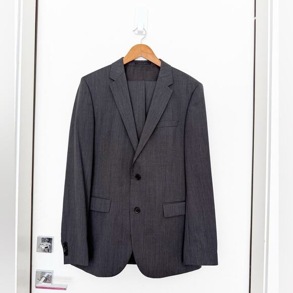 Boss Hugo Boss Men’s Charcoal Stripe Suit Set